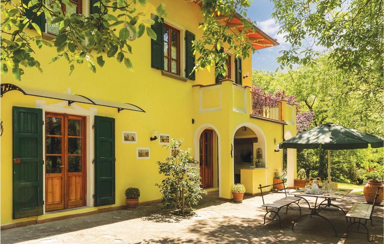 5 Bedroom Amazing Home In Partina Ar Сочи Экстерьер фото