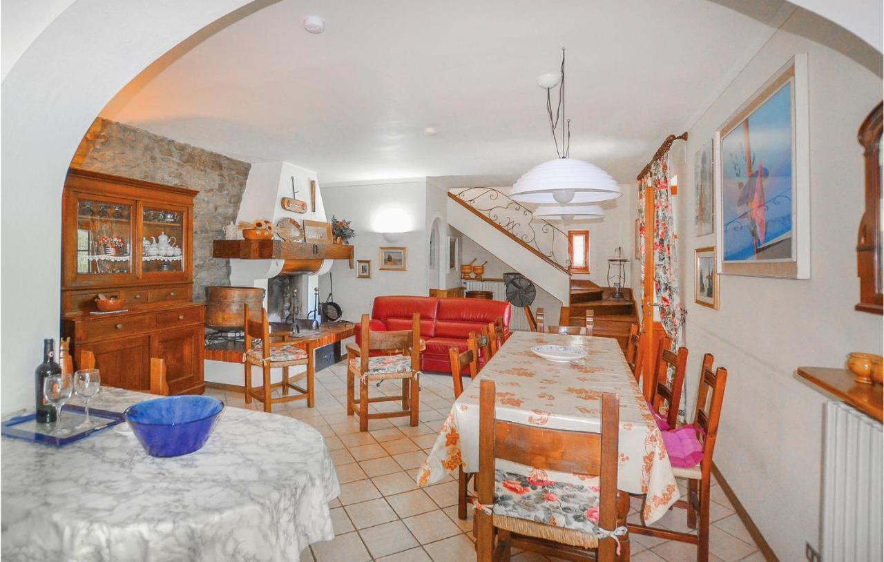 5 Bedroom Amazing Home In Partina Ar Сочи Экстерьер фото